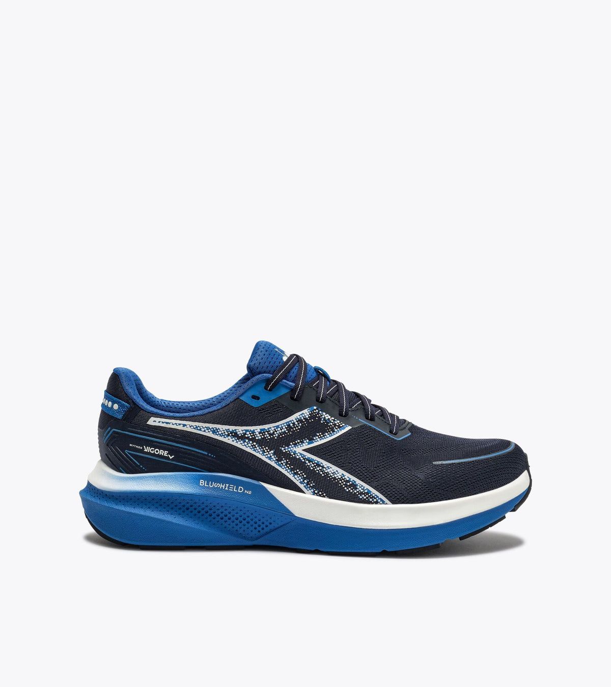 Diadora Mythos Blushield Vigore V Wide Men's Shoes