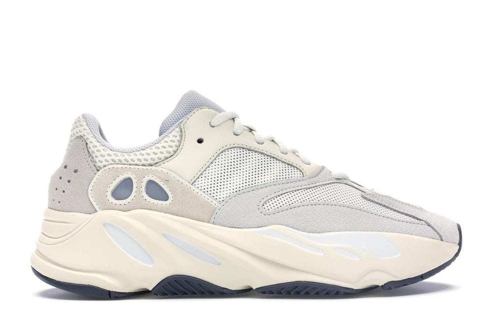 Retro Sneakers in Analog/Analog/Analog - EG7596