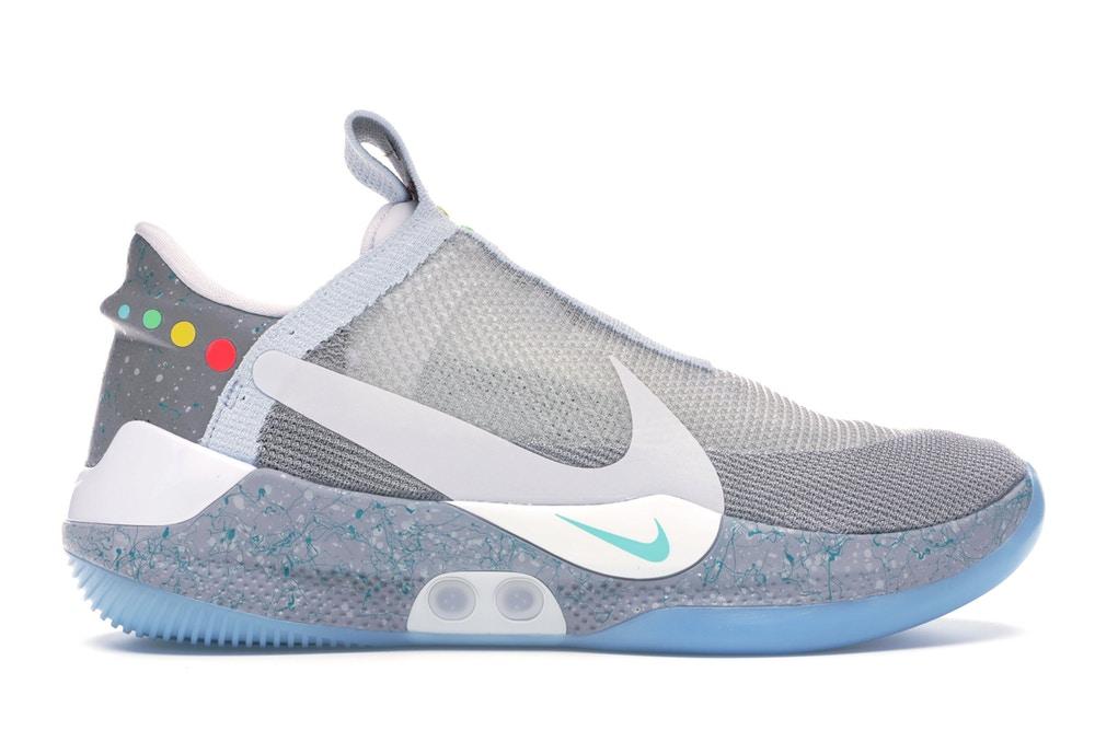 Classic Sneakers in Wolf Grey/Reflect Silver - AO2582-002