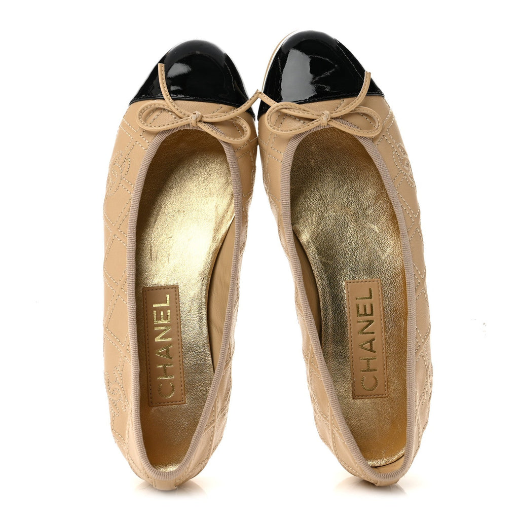 Chanel Lambskin Patent Women's Double Stitched CC Cap Toe Ballerina Flats 37 Beige Black