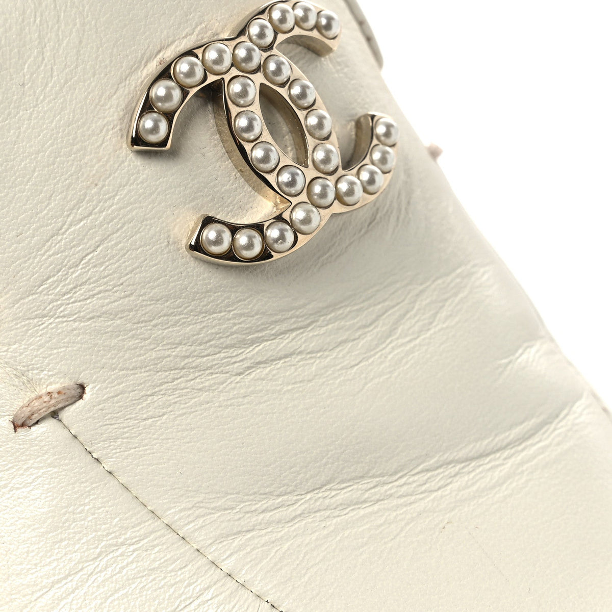Chanel Shiny Calfskin Pearl CC Women's Mocassin Loafers 36 White