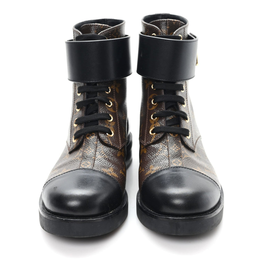 Louis Vuitton Calfskin Women's Monogram Wonderland Flat Ranger Boots 38 Black