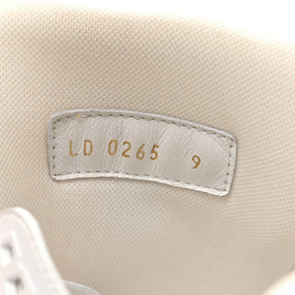 Louis Vuitton Calfskin Patent Men's LV Trainer Sneakers 9 White Black