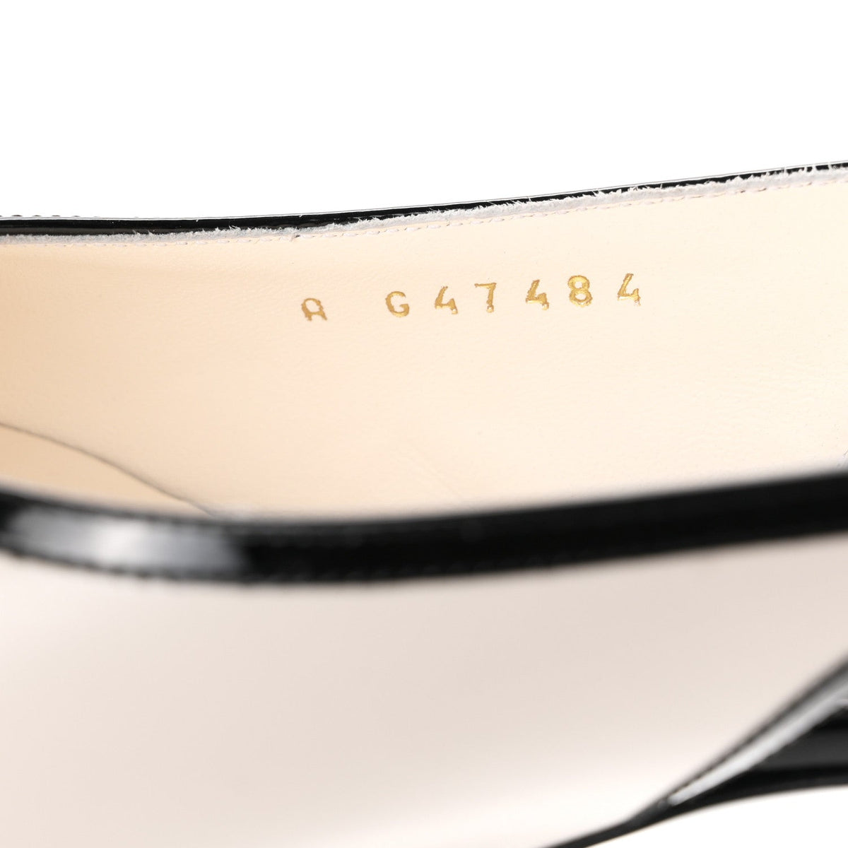 Chanel Lambskin Patent Calfskin Women's Cap Toe CC Slingback Pumps 38 White Black