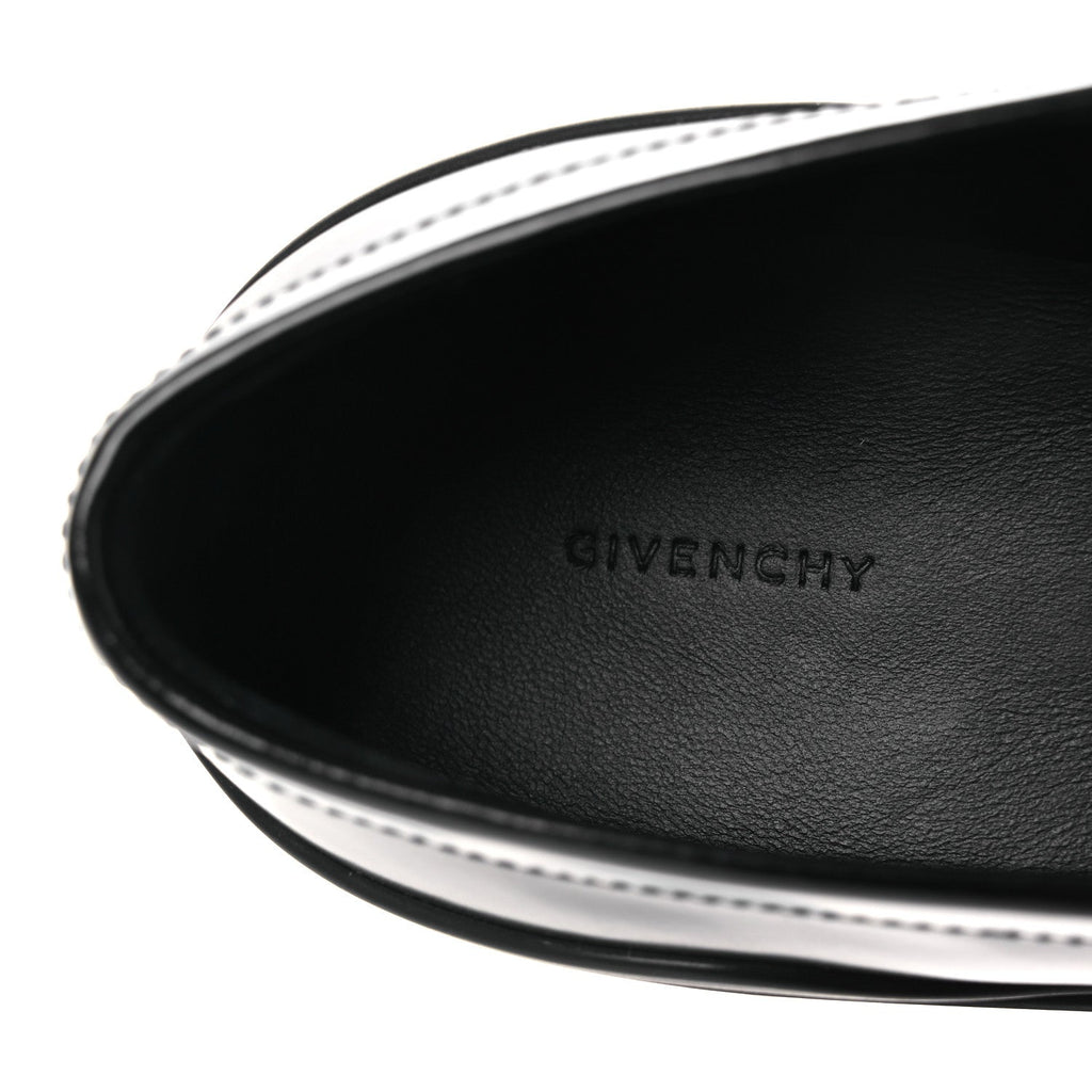 Givenchy Calfskin Women's Terra Moccassins 40 Black