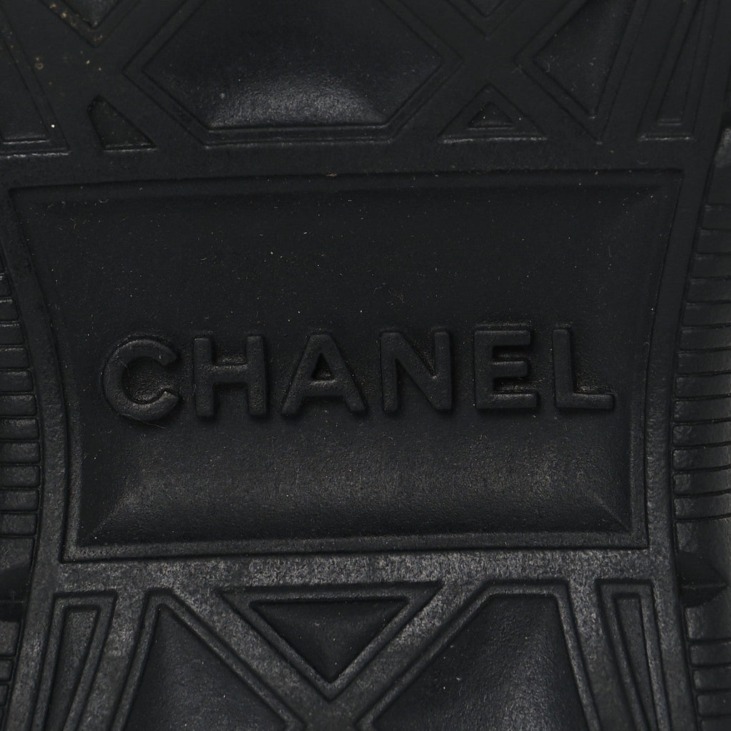 Chanel Velvet Calfskin Mixed Fibers Women's CC Sneakers 36 Black