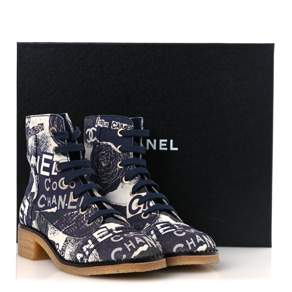 Chanel Suede Calfskin Women's CC 31 Rue Cambon Combat Boots 39.5 White Navy