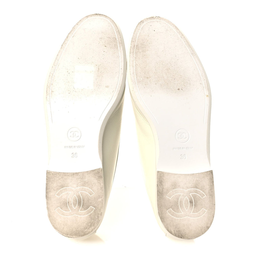 Chanel Shiny Calfskin Pearl CC Women's Mocassin Loafers 36 White