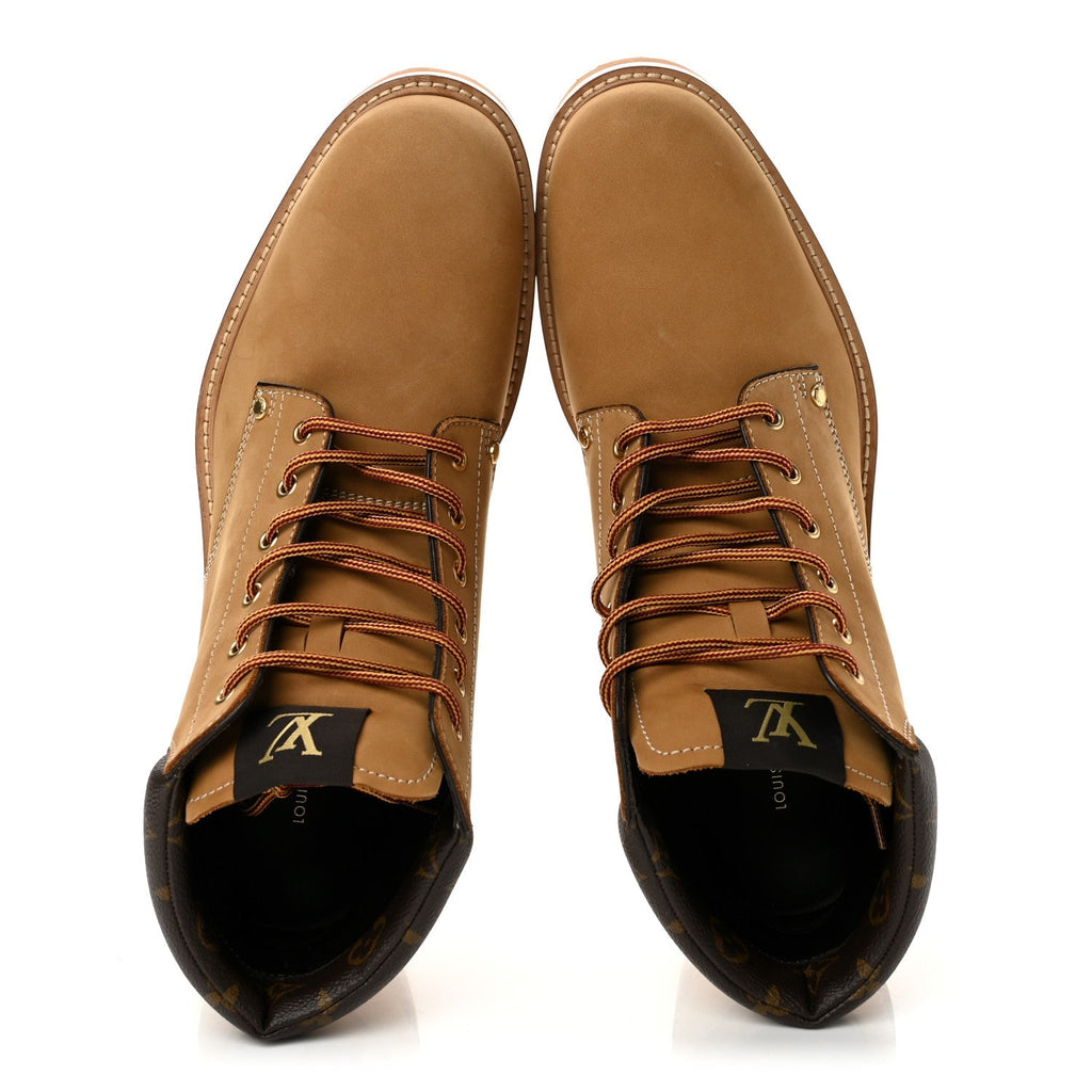 Louis Vuitton Nubuck Calfskin Men's Oberkampf Ankle Boots 11 Beige