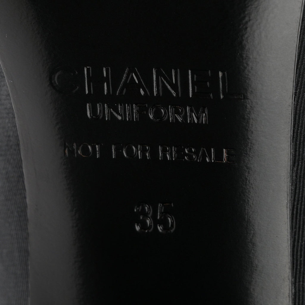 Chanel Grosgrain Women's Cap Toe CC Uniform Pumps 35 Black
