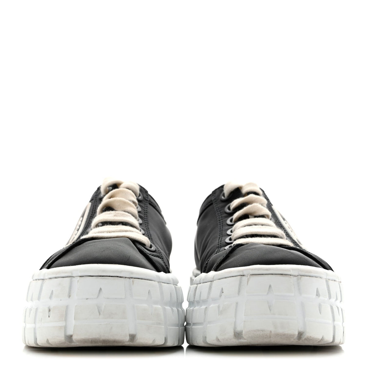 Prada Re-Nylon Gabardine Women's Triangle Logo Double Wheel 50mm Sneakers 38.5 Black