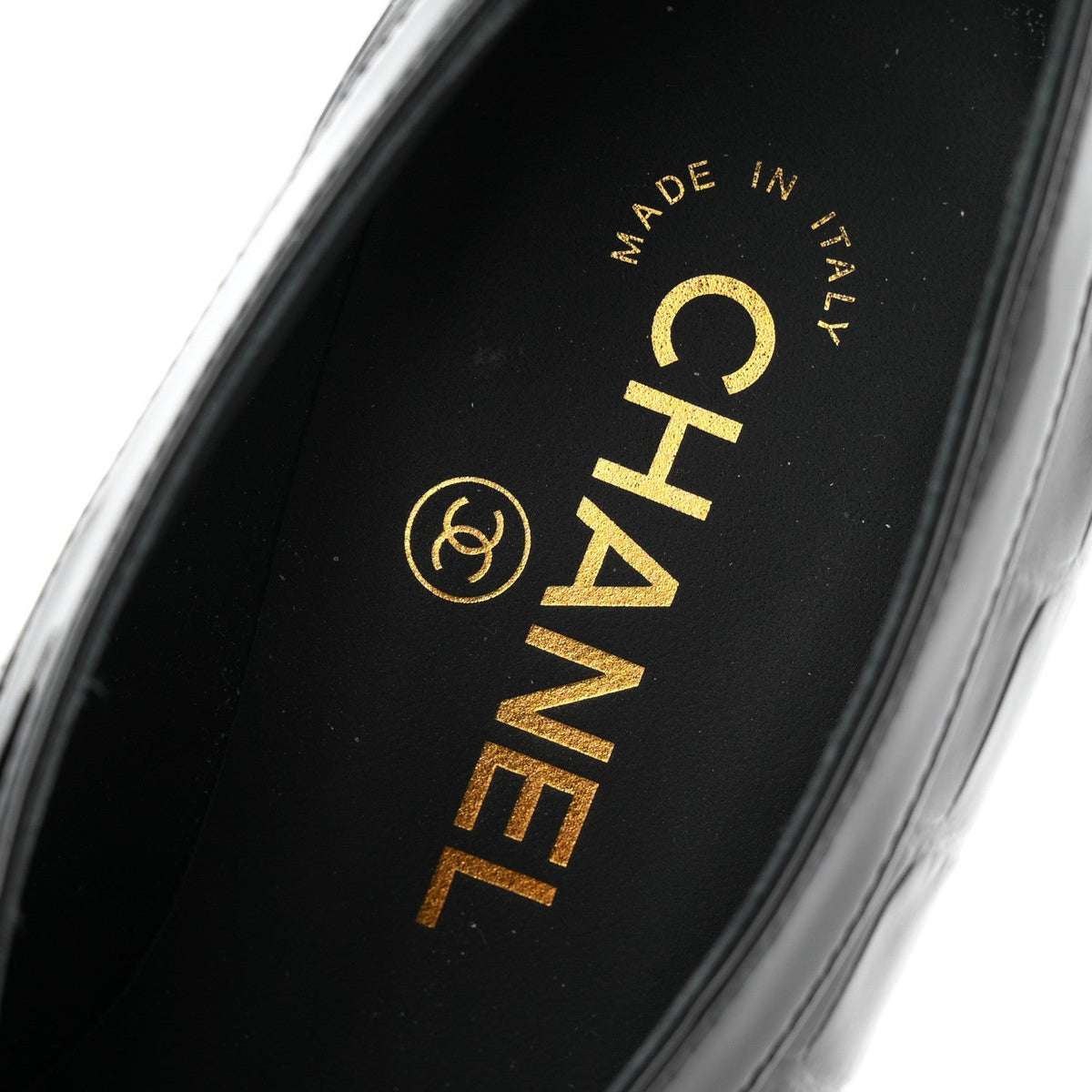 Chanel Crocodile Embossed Patent Calfskin Women's Pumps 36 Black