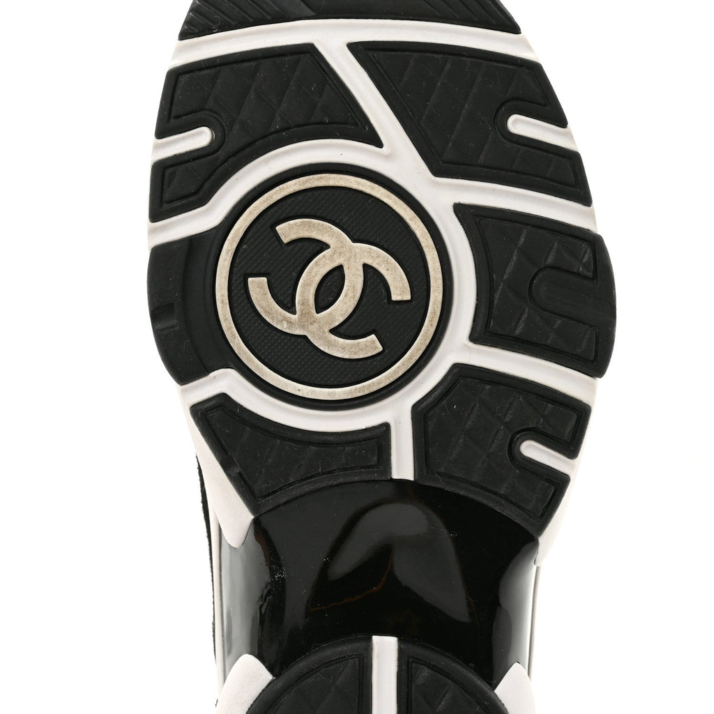Chanel Fabric Suede Calfskin Women's CC Sneakers 38 White Black