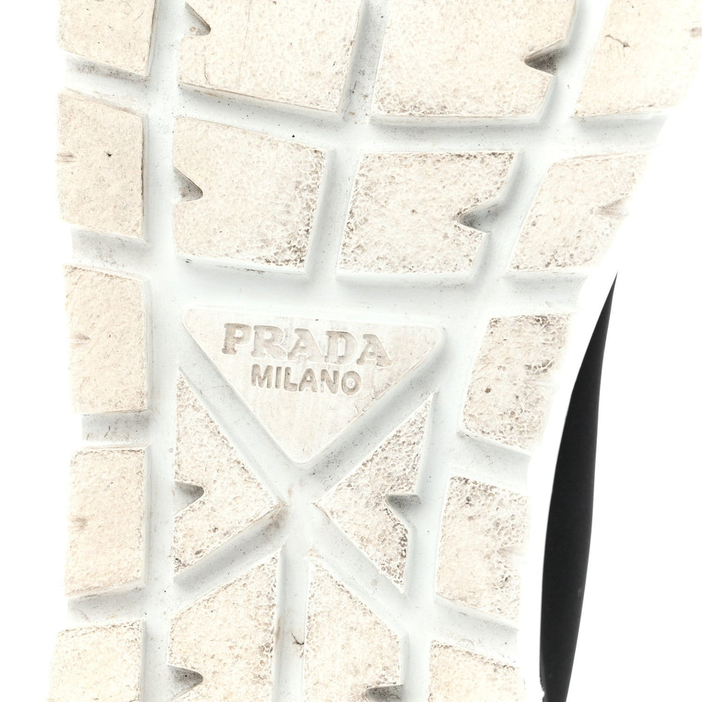 Prada Re-Nylon Gabardine Women's Triangle Logo Double Wheel 50mm Sneakers 38.5 Black