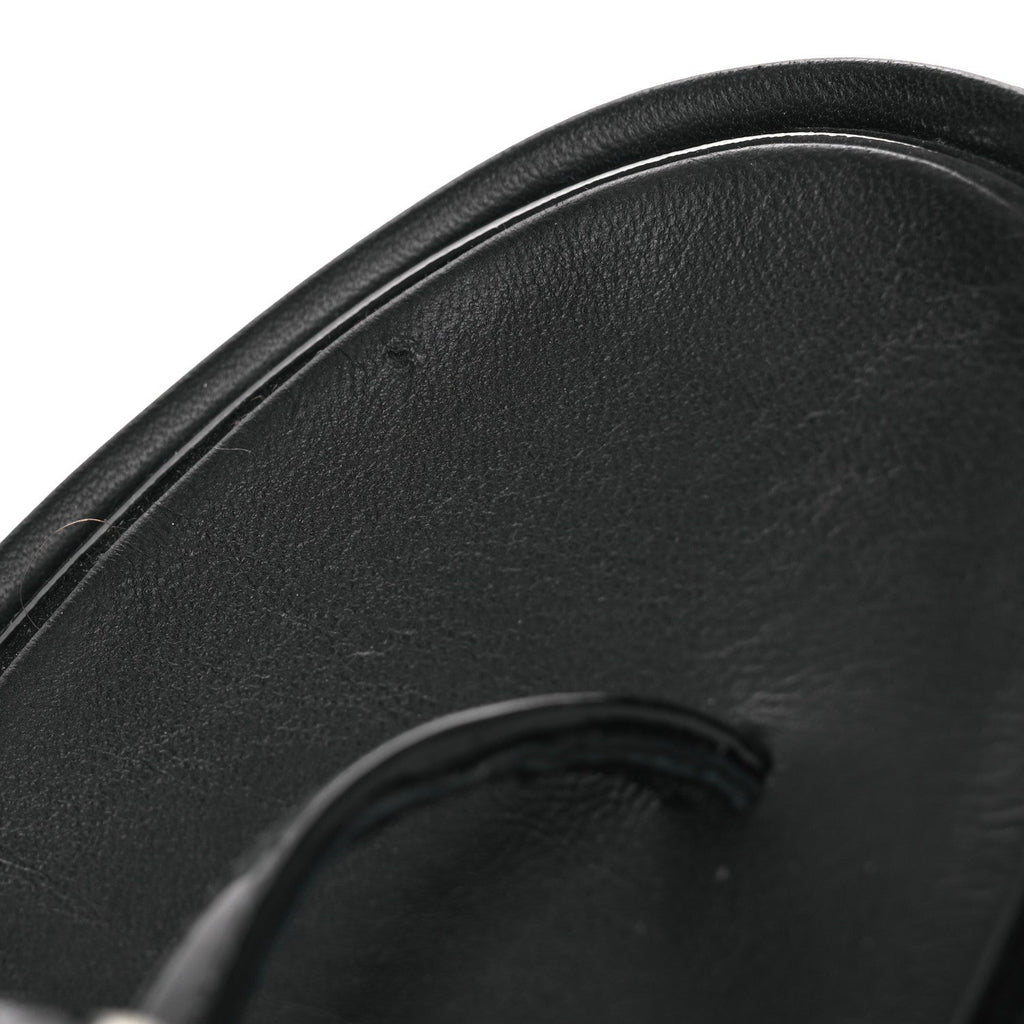 Chanel Patent Calfskin Women's Camellia Thong Sandals 37 Black White