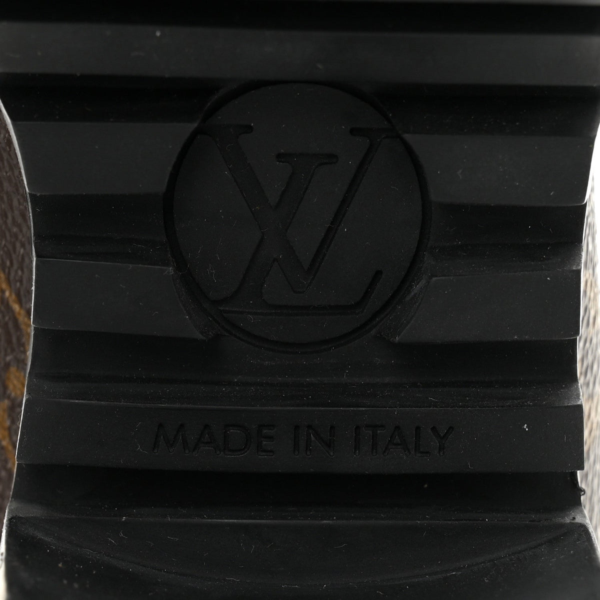 Louis Vuitton Suede Calfskin Monogram Laureate Platform Desert Boots Black