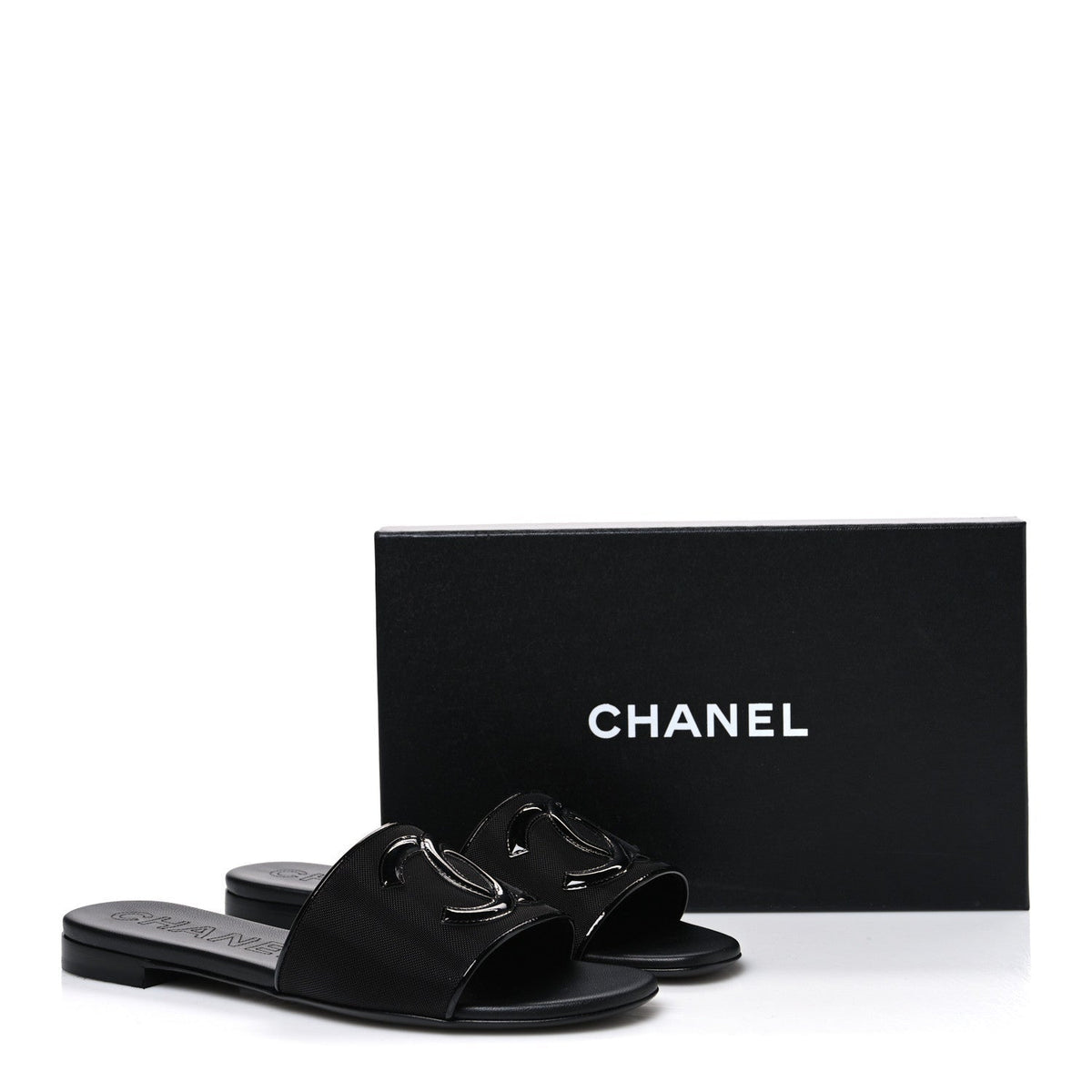 Chanel Mesh Patent Calfskin Women's CC Mules 39 Black