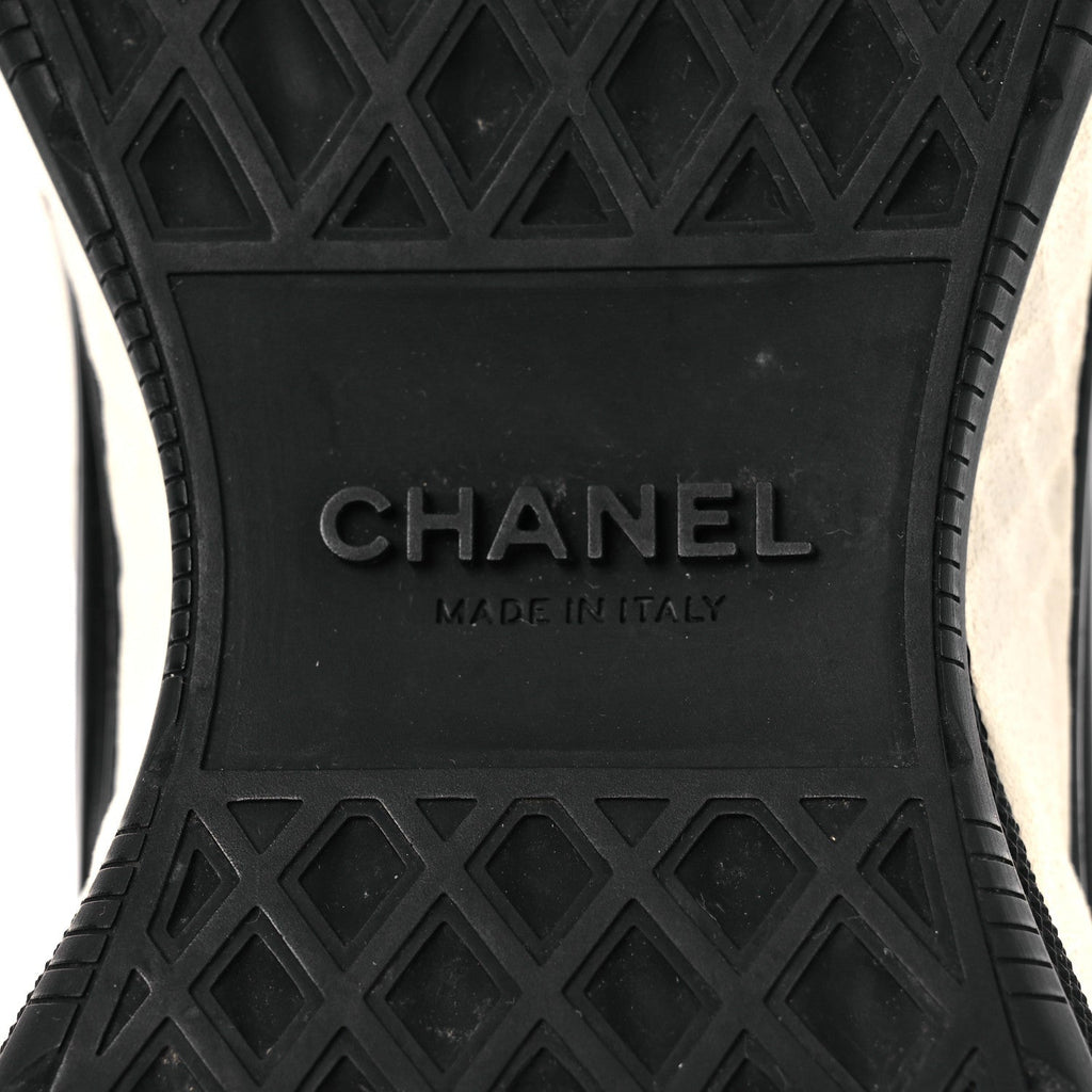 Chanel Fabric Suede Calfskin Women's CC Sneakers 39.5 White Black