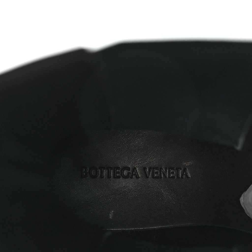 Bottega Veneta Calfskin Women's The Tire Chelsea Boots 39 Black Flannel