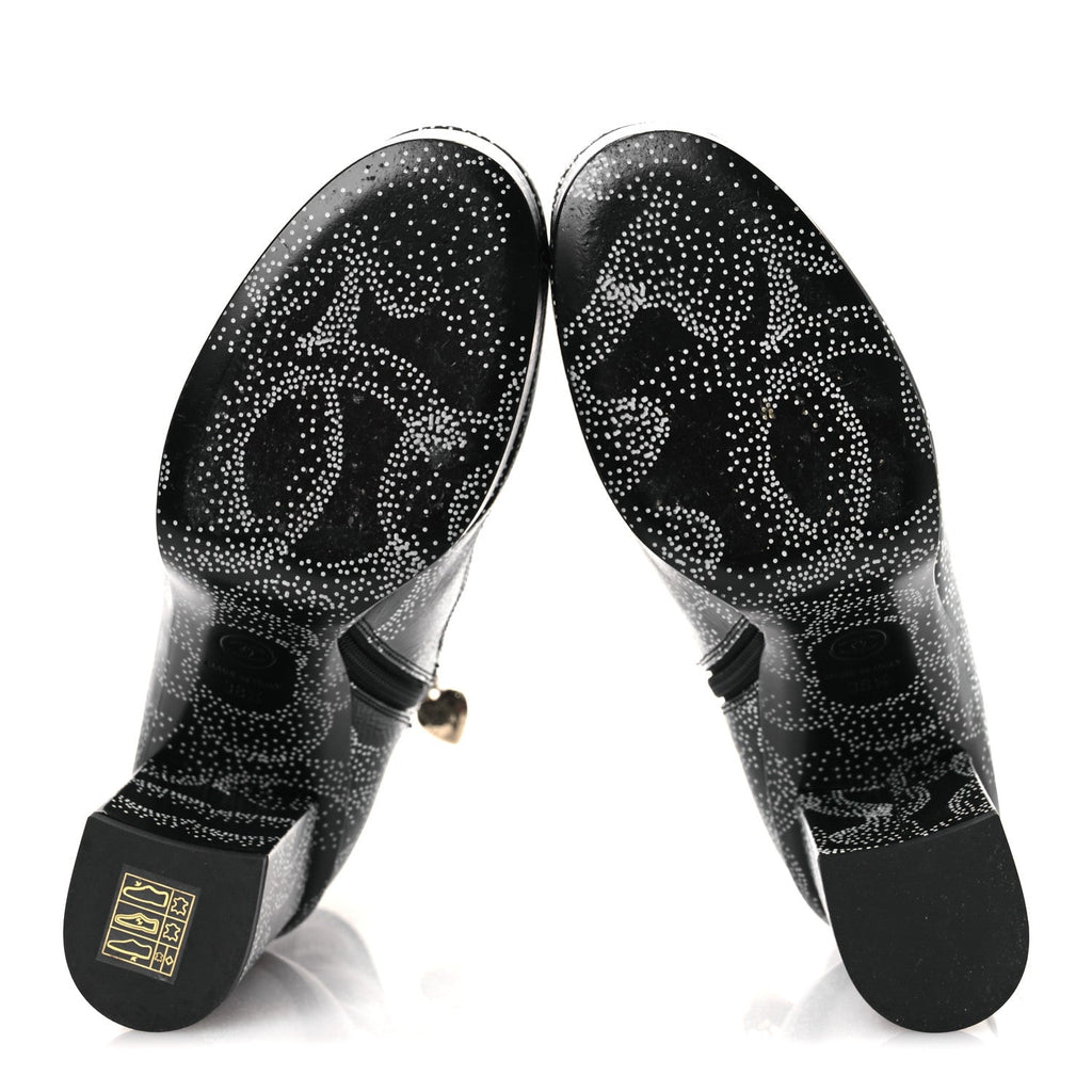 Chanel Calfskin Camellia Printed Women's Ankle Boots 38.5 Black White