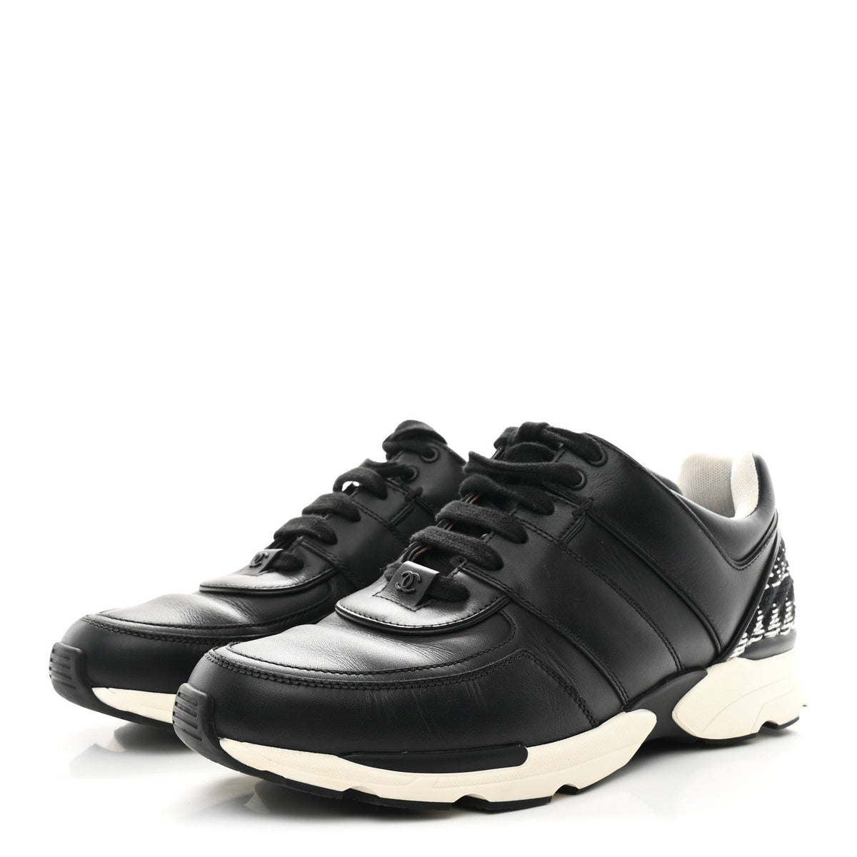 Chanel Calfskin Tweed Women's CC Sneakers 41 Black White