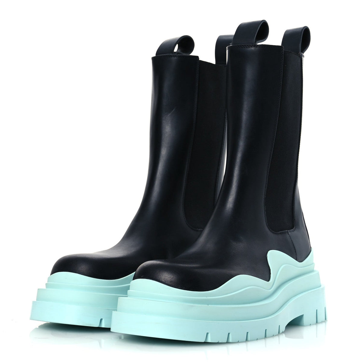 Bottega Veneta Calfskin Women's The Tire Chelsea Boots 39 Black Flannel