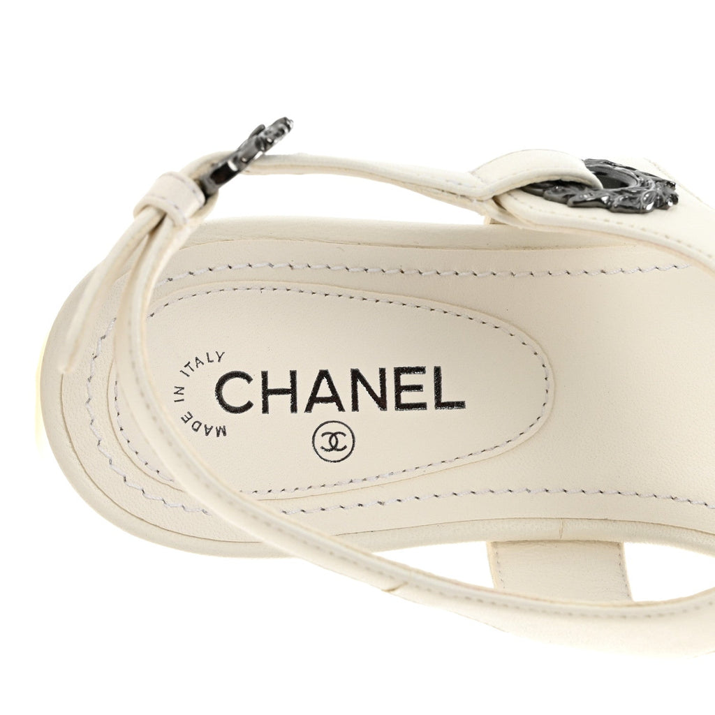 Chanel Lambskin Women's CC Leaf Thong Sandals 36 White