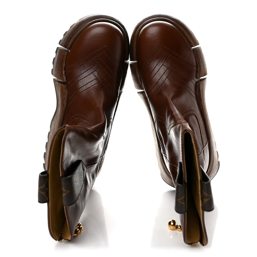 Louis Vuitton Patent Calfskin Women's LV Zoom Platform Boots 37 Brown