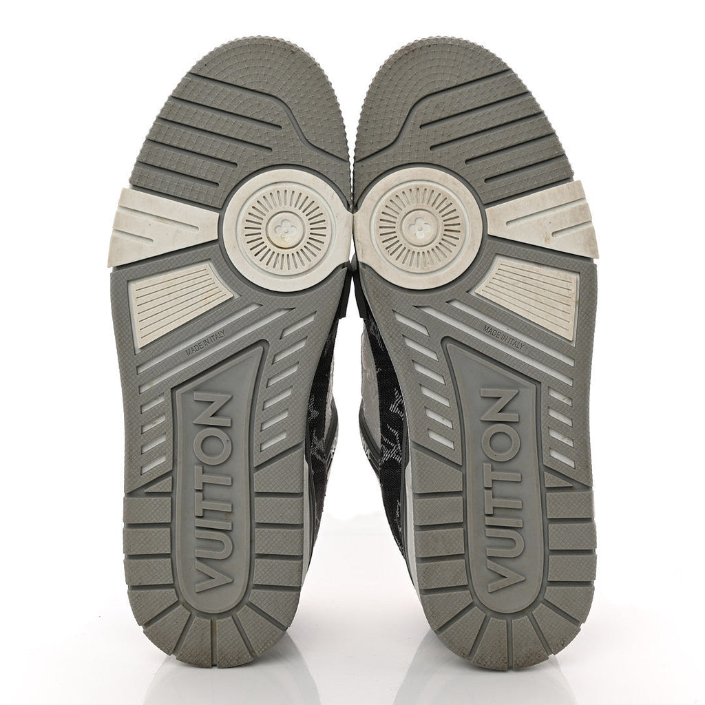 Louis Vuitton Calfskin Embossed Monogram Denim Men's LV Trainer Sneakers 5.5 Grey