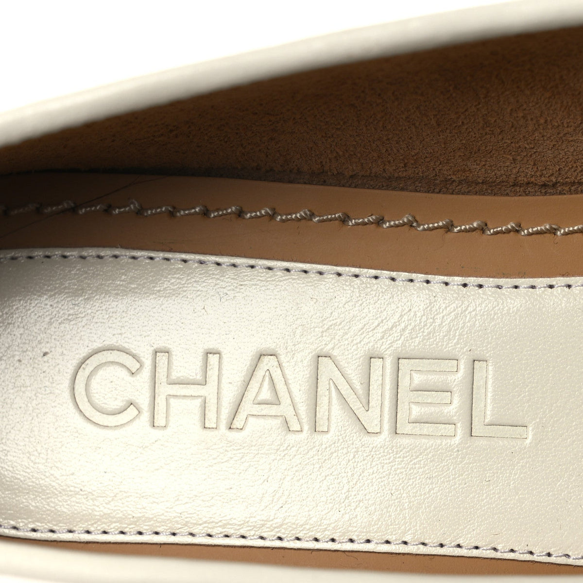 Chanel Shiny Calfskin Pearl CC Women's Mocassin Loafers 36 White