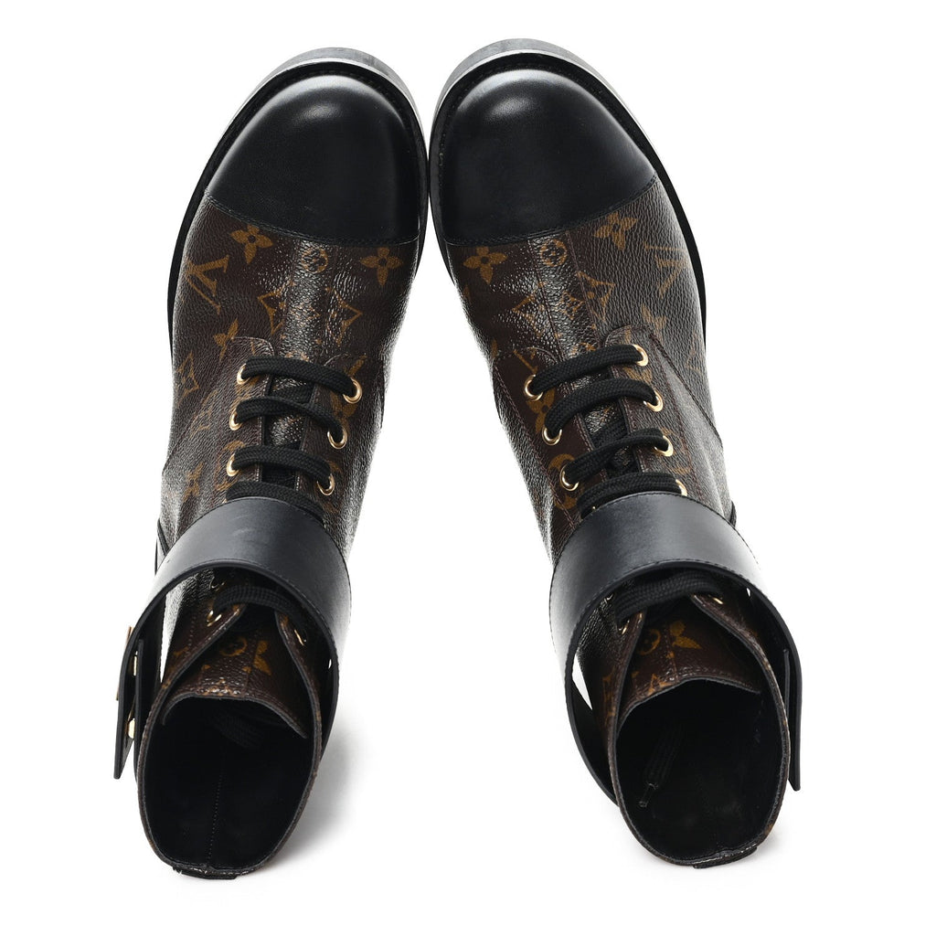 Louis Vuitton Calfskin Women's Monogram Wonderland Flat Ranger Boots 38 Black