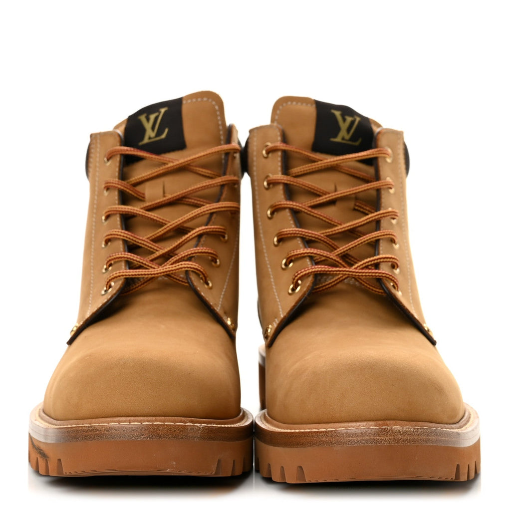Louis Vuitton Nubuck Calfskin Men's Oberkampf Ankle Boots 11 Beige