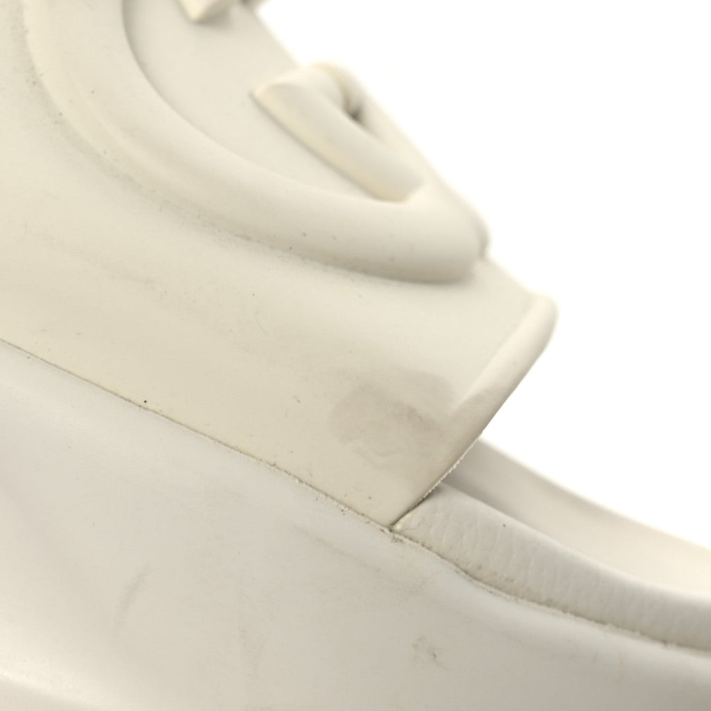 Gucci Rubber Women's Interlocking G Platform 42mm Slide Sandals 40 Off White