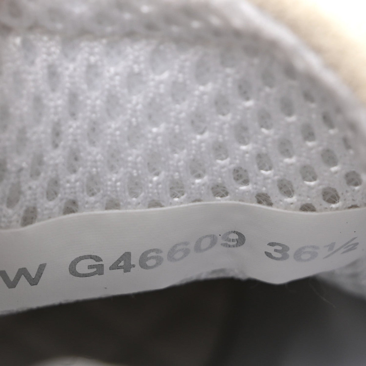 Chanel Calfskin Suede CC Women's Sneakers