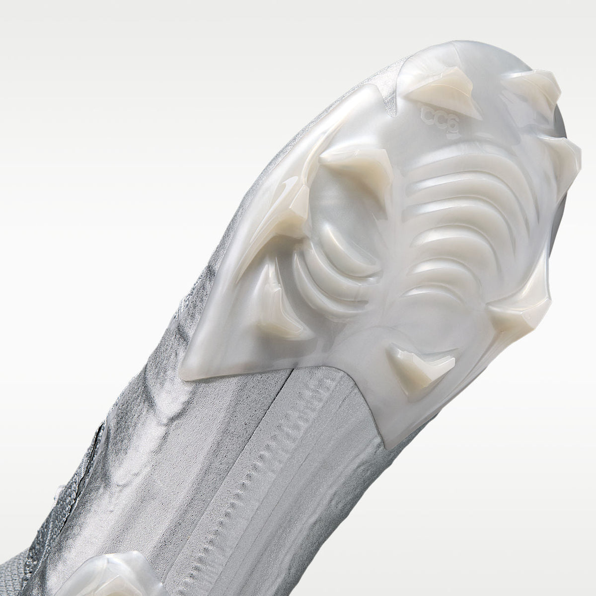 Vapor Edge 360 Untouchable Men's Football Cleats Wolf Grey