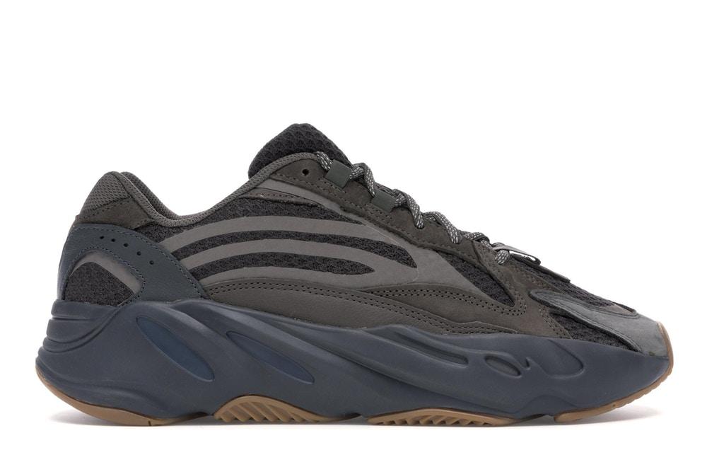 Classic Sneakers in Geode/Geode/Geode - EG6860