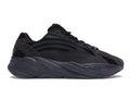 Classic Sneakers in Vanta/Vanta/Vanta - FU6684
