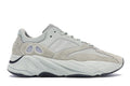 Classic Sneakers in Salt/Salt/Salt - EG7487