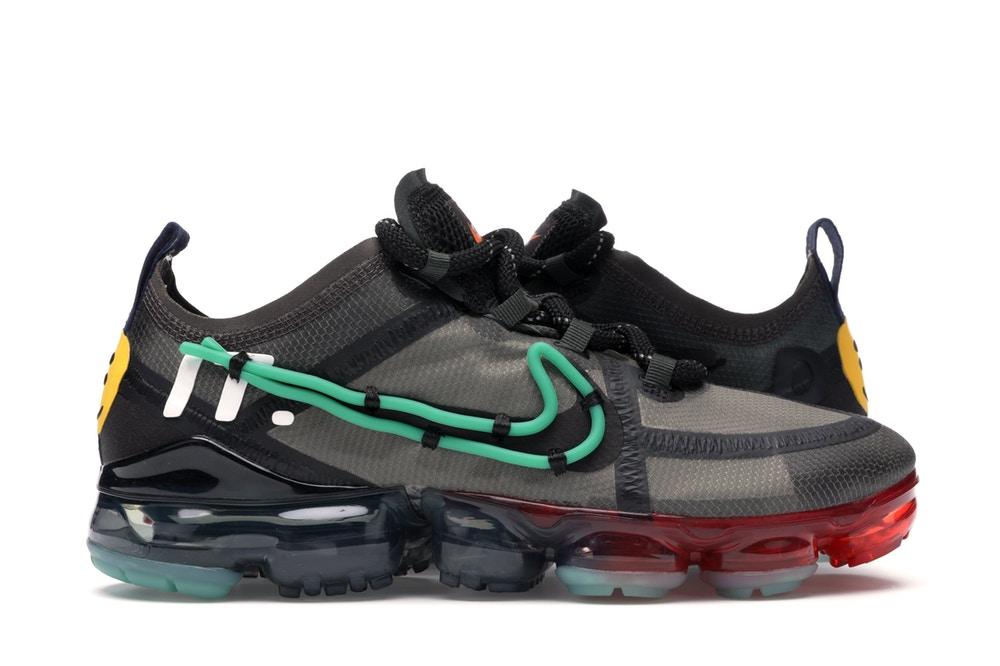 Classic Sneakers in Multi-Color/Multi-Color - Colorway
