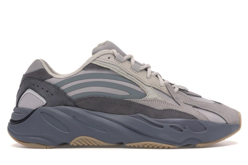 Classic Sneakers in Tephra/Tephra/Tephra - FU7914